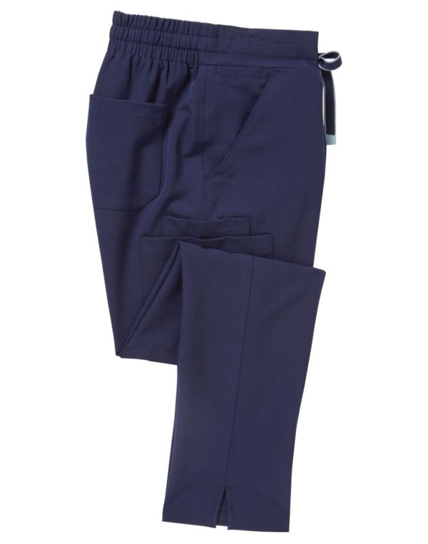 nn600-action_navy-a1